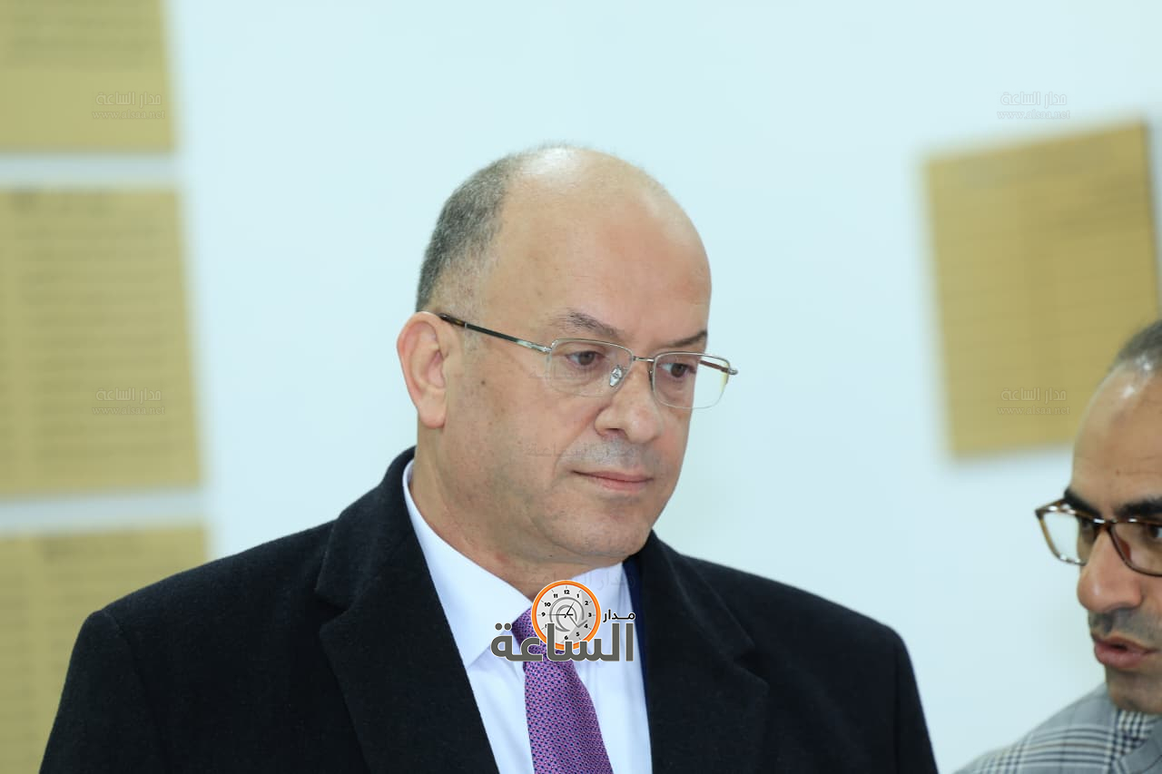 Madar Al-Saa Images 0.18608258527024824