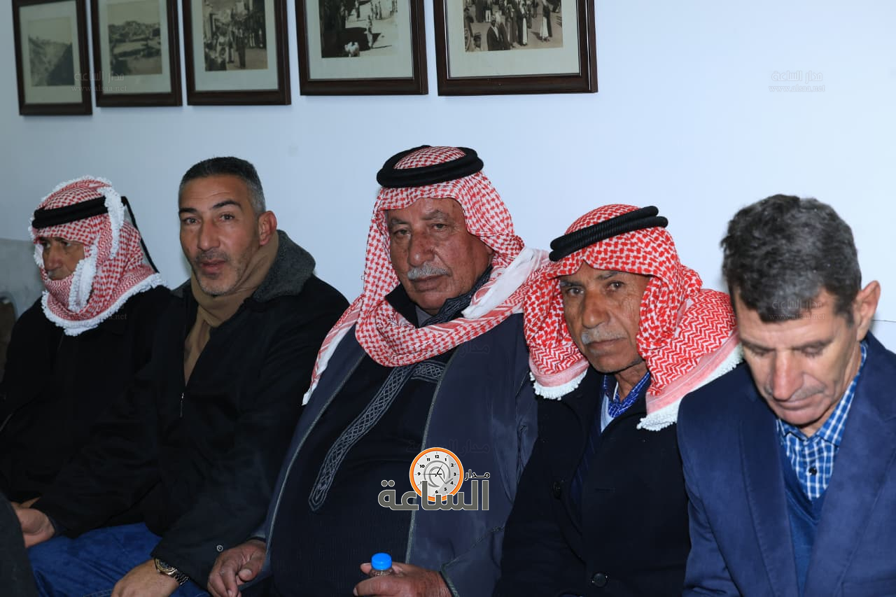 Madar Al-Saa Images 0.3081250850441658