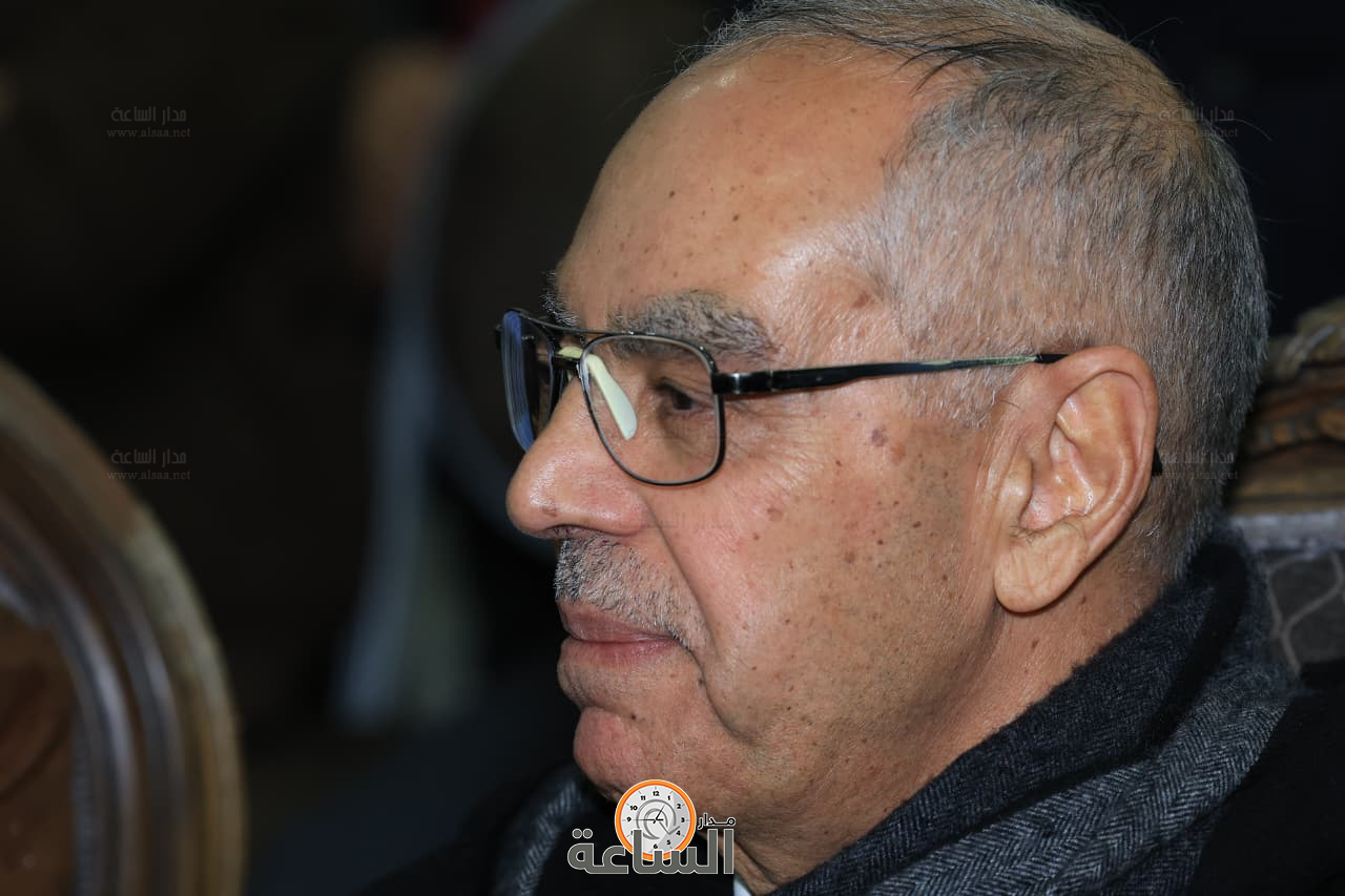 Madar Al-Saa Images 0.44506742868392124