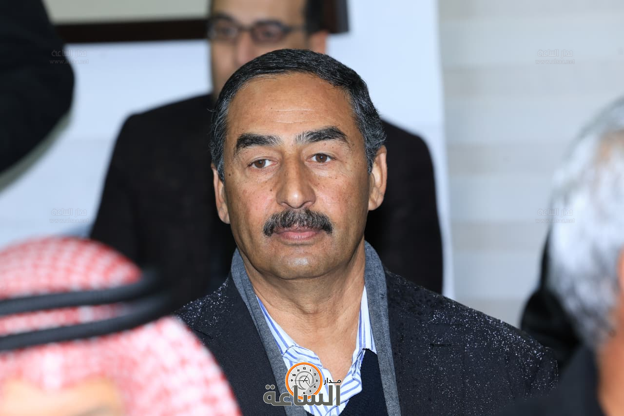 Madar Al-Saa Images 0.0418607060805366