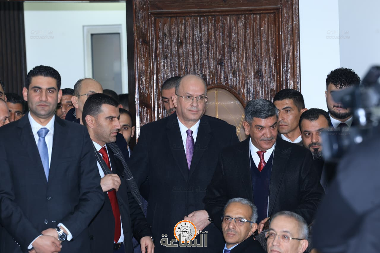 Madar Al-Saa Images 0.5109871617237359