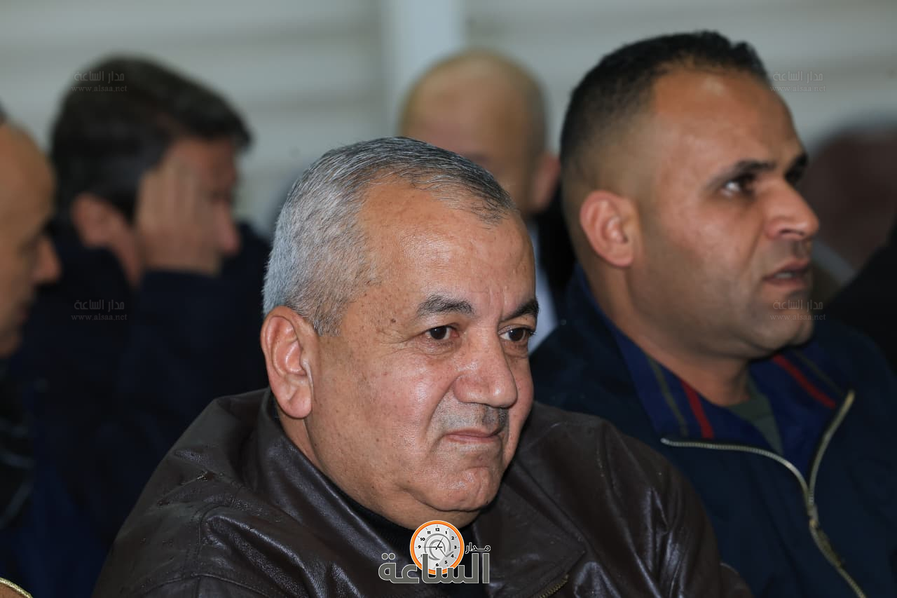 Madar Al-Saa Images 0.481075842086611