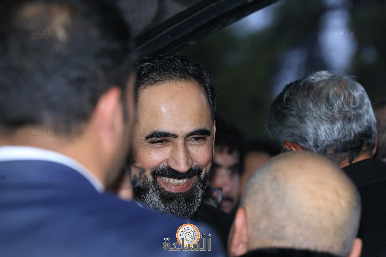 Madar Al-Saa Images 0.8789356055282302