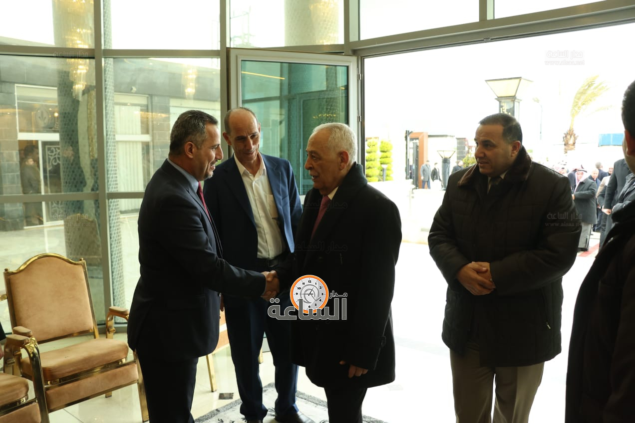 Madar Al-Saa Images 0.6989258365264597