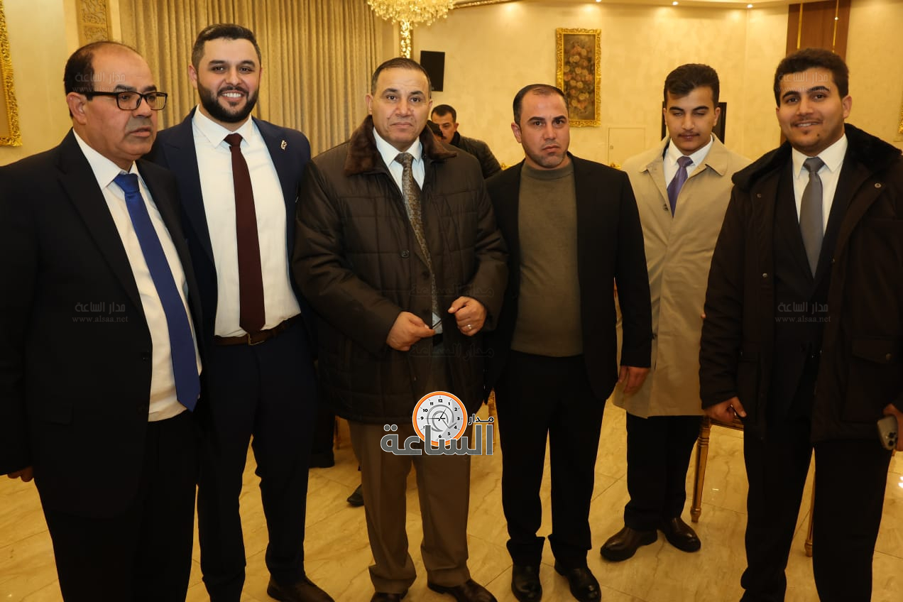 Madar Al-Saa Images 0.9254229416200161