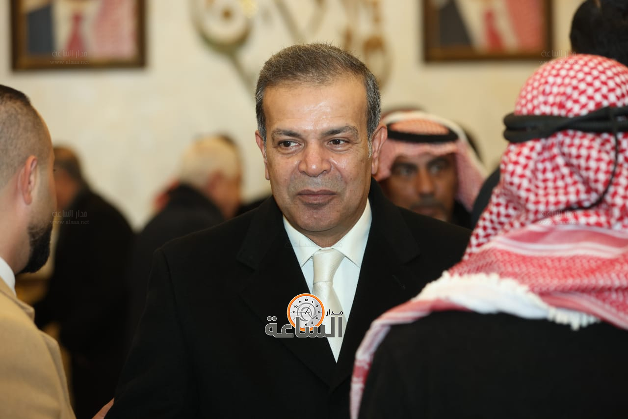 Madar Al-Saa Images 0.9270890496922805