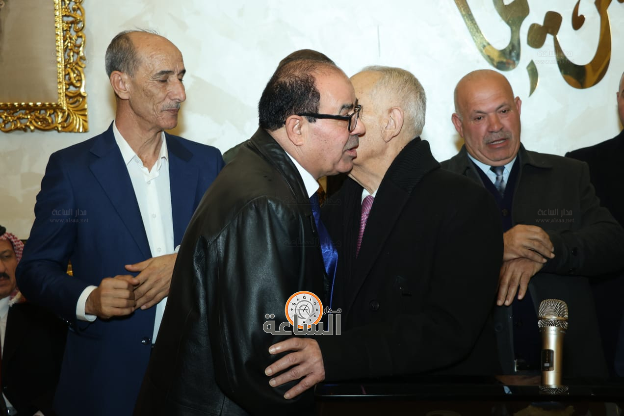 Madar Al-Saa Images 0.7737826844059901