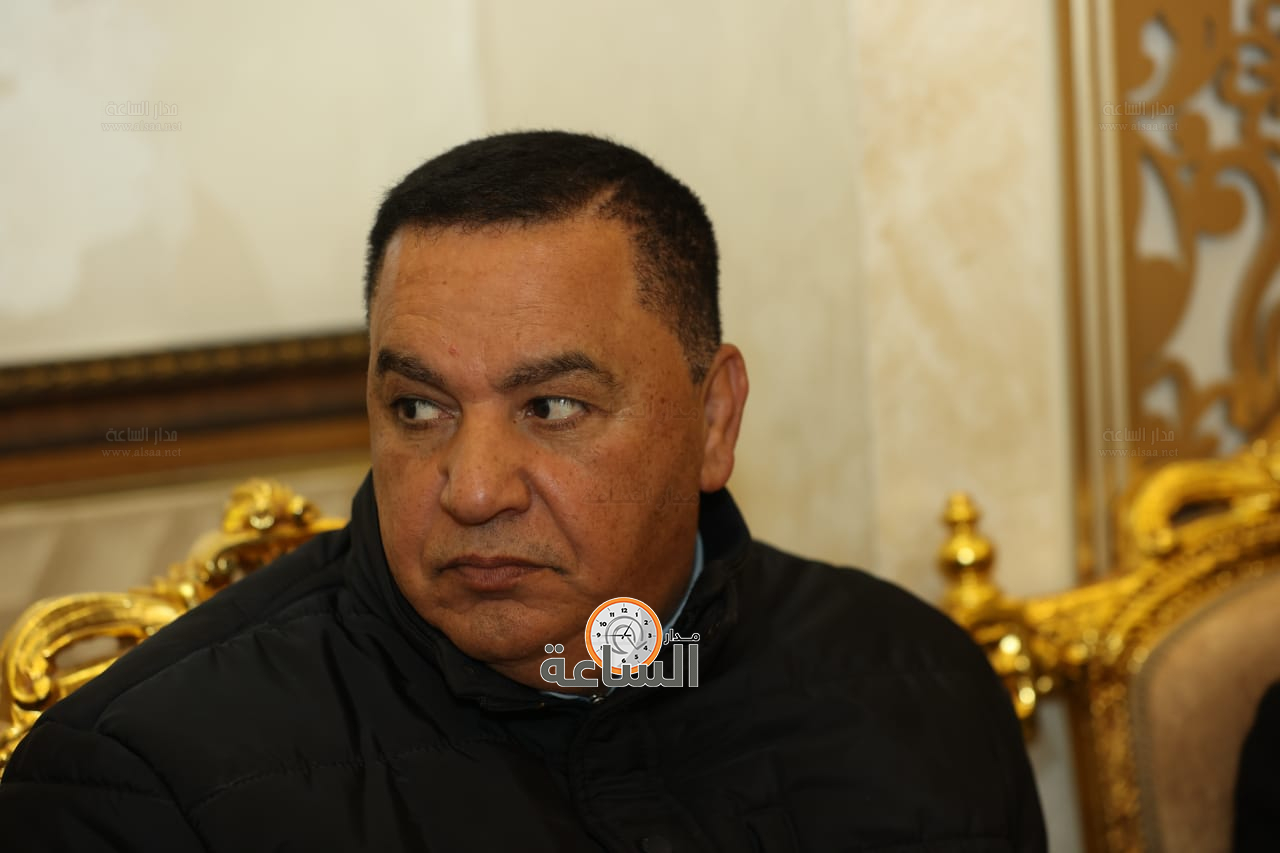 Madar Al-Saa Images 0.8771147667892119