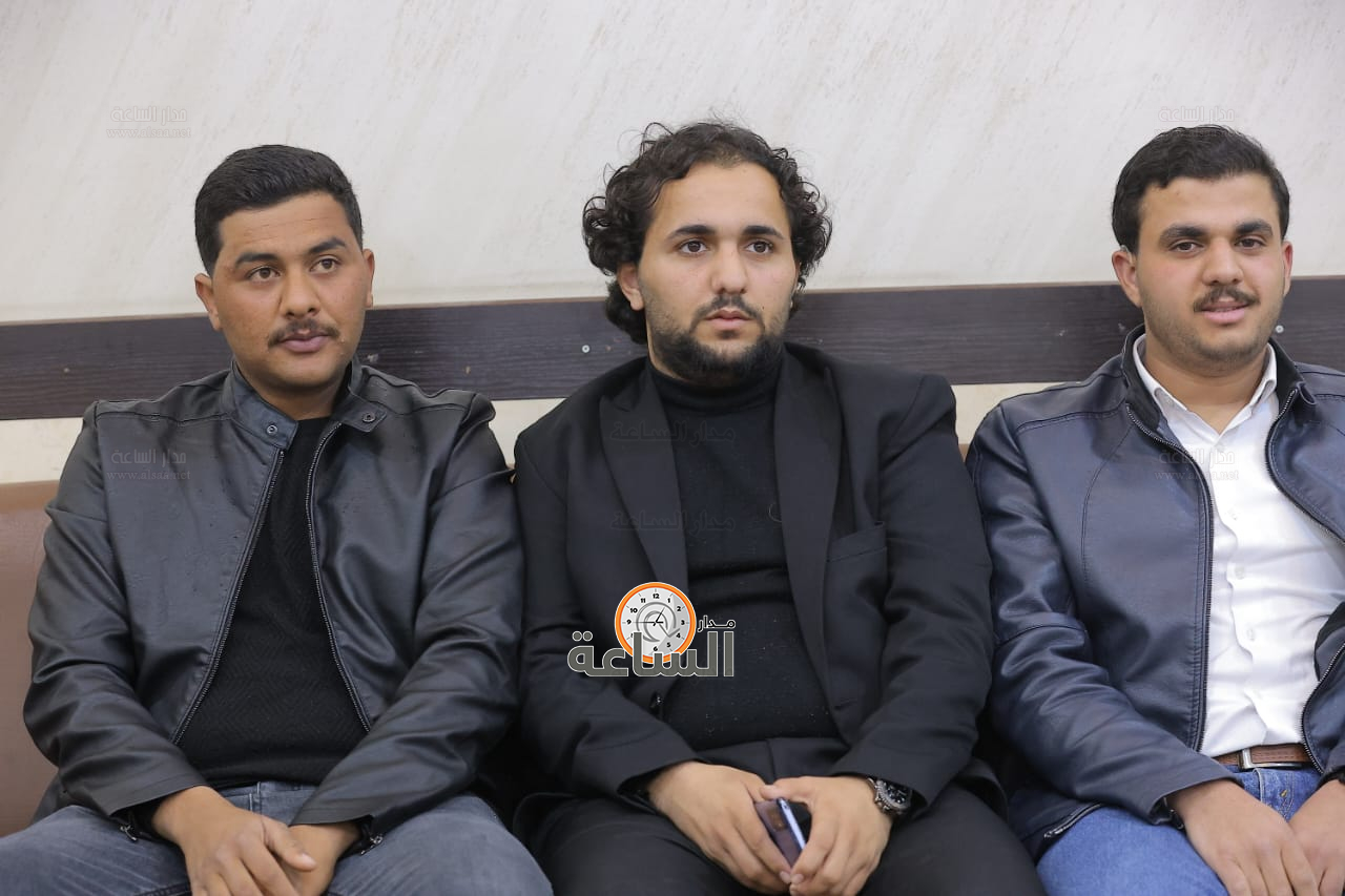 Madar Al-Saa Images 0.7857871186925012