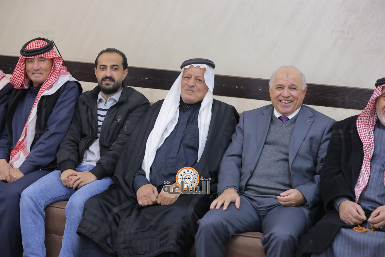 Madar Al-Saa Images 0.6963157367445119