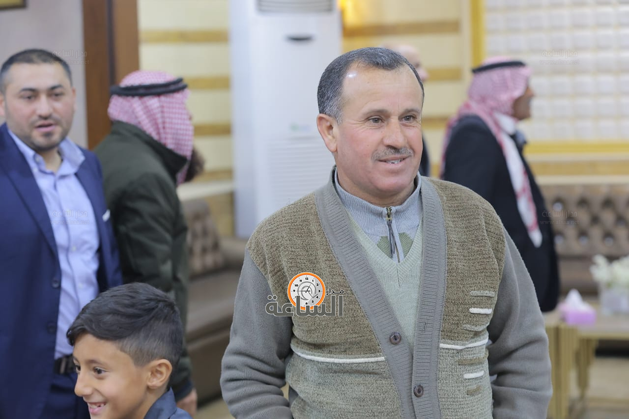 Madar Al-Saa Images 0.46214440063778217