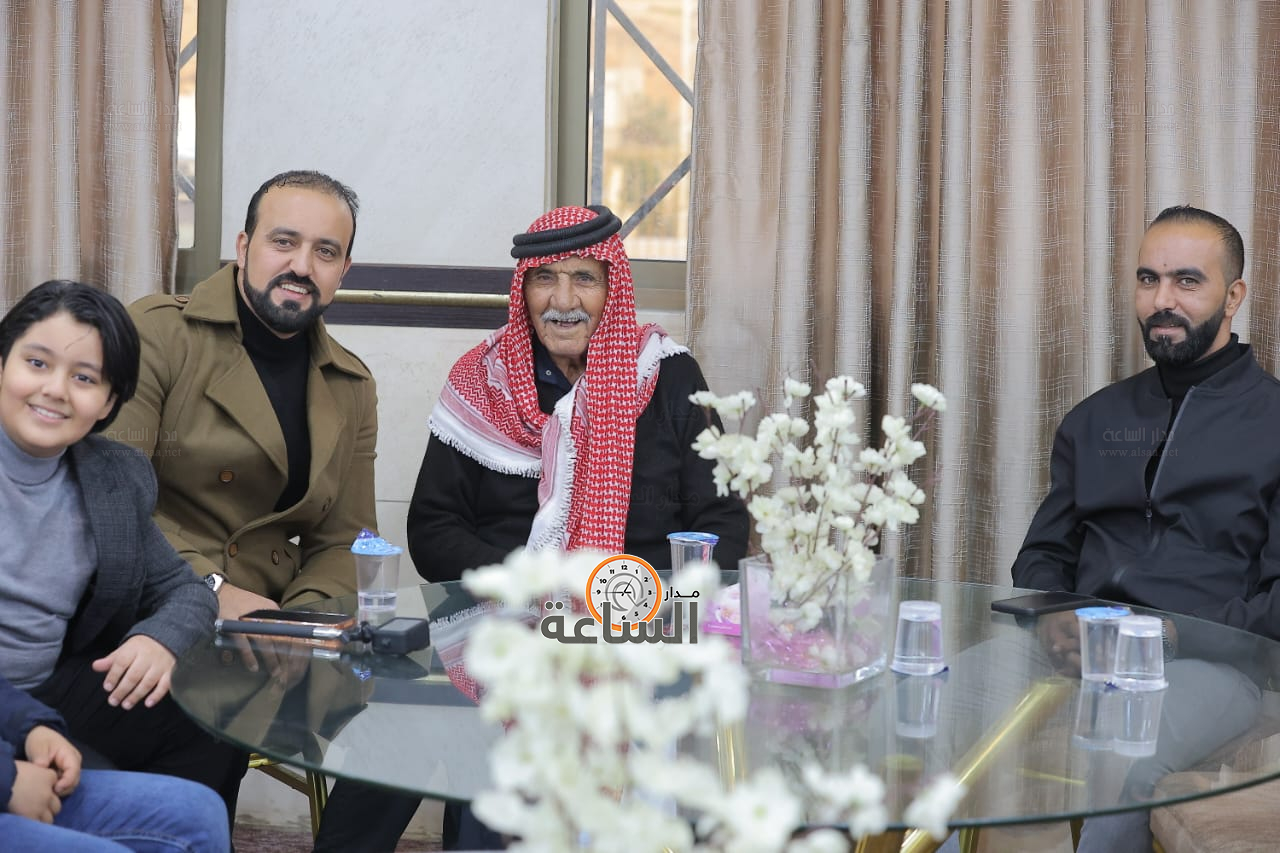 Madar Al-Saa Images 0.8898139535958396