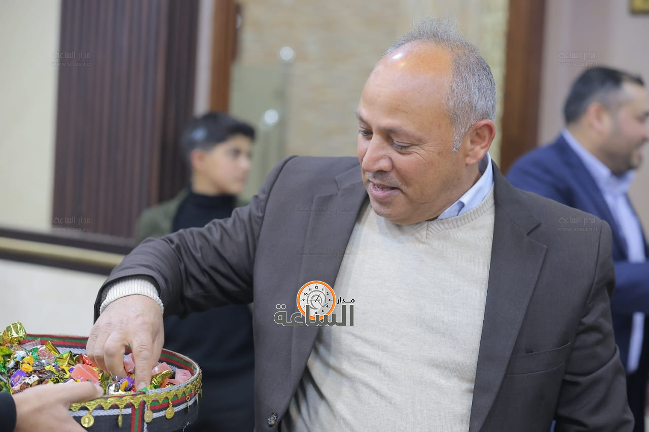 Madar Al-Saa Images 0.3524164539067274