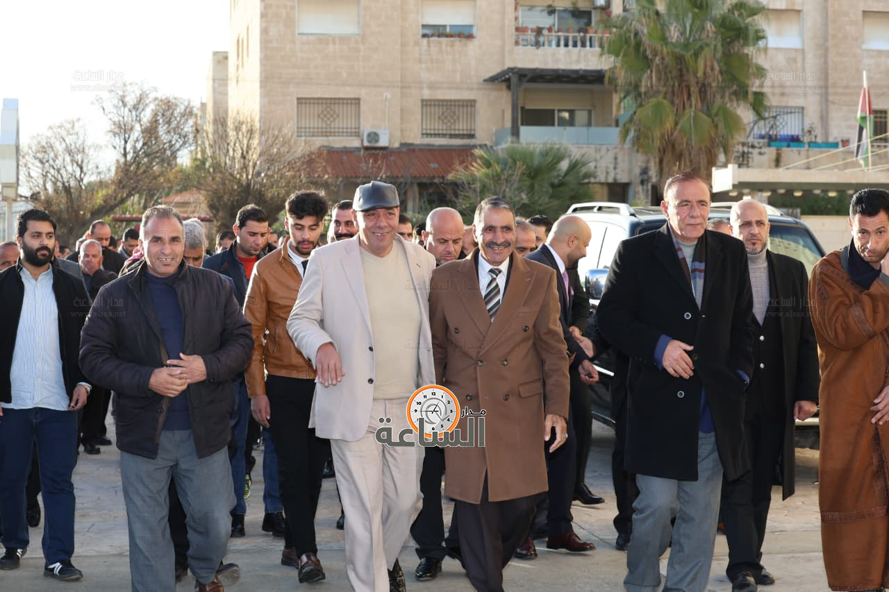 Madar Al-Saa Images 0.7734724261475121