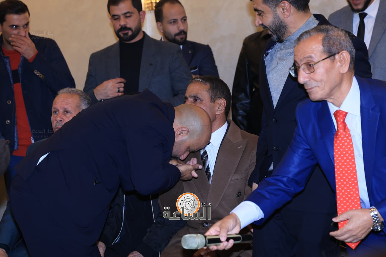 Madar Al-Saa Images 0.9779855923252979