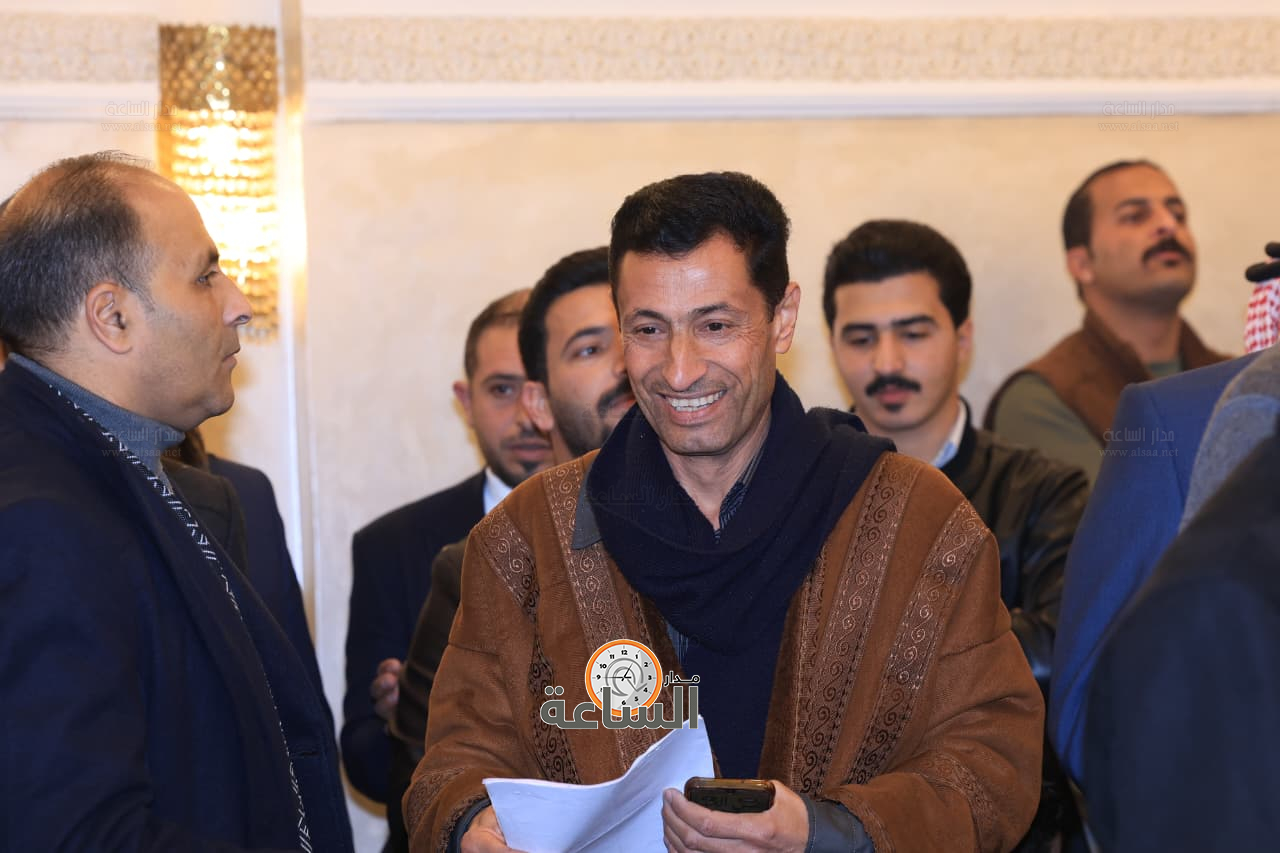 Madar Al-Saa Images 0.33730882385654537