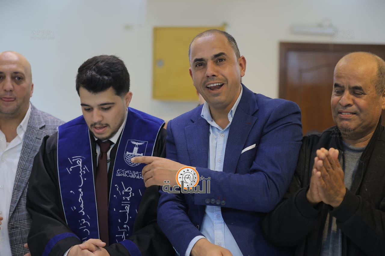 Madar Al-Saa Images 0.8042948690112124