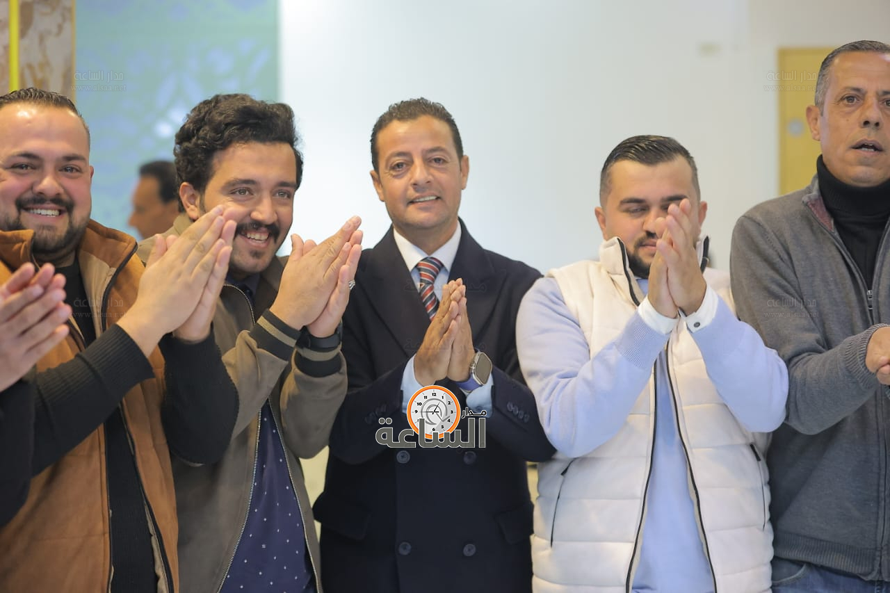 Madar Al-Saa Images 0.47501587183803207