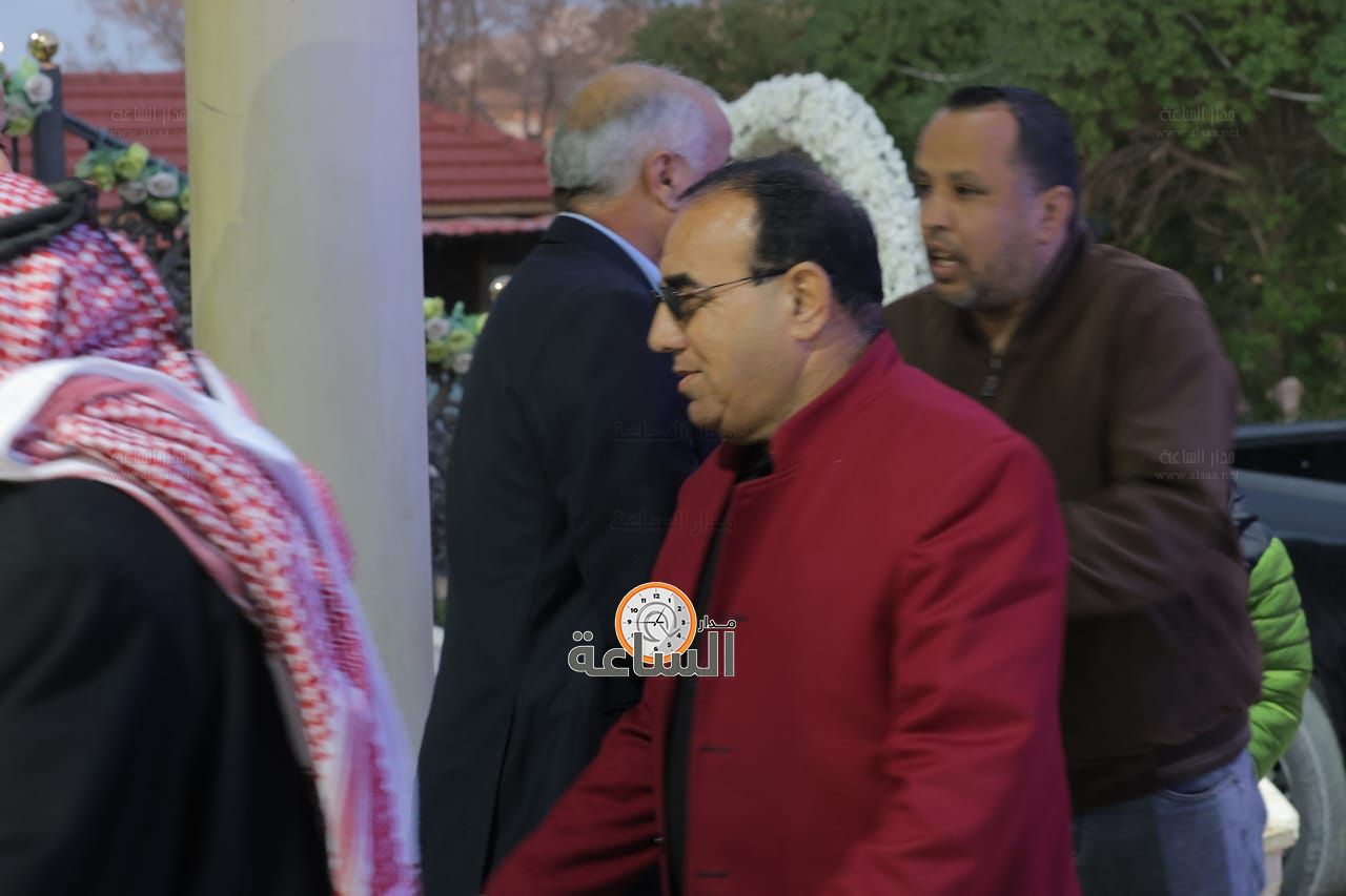 Madar Al-Saa Images 0.004208670557307115