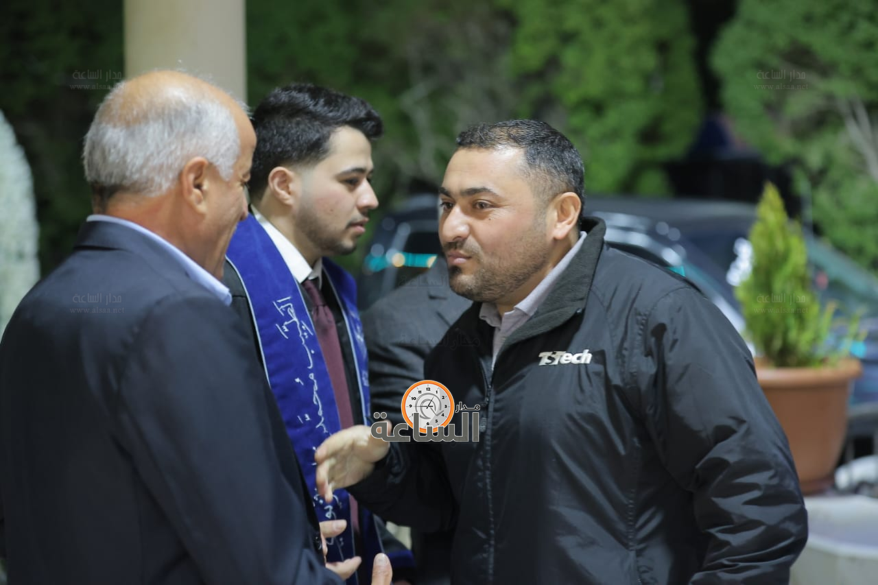 Madar Al-Saa Images 0.7517285837417224