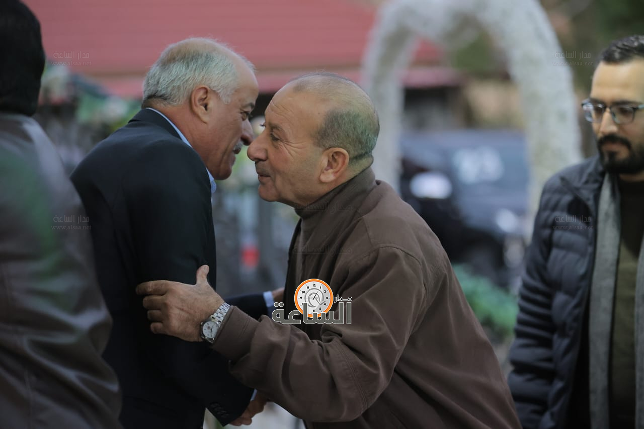 Madar Al-Saa Images 0.6601023135668826