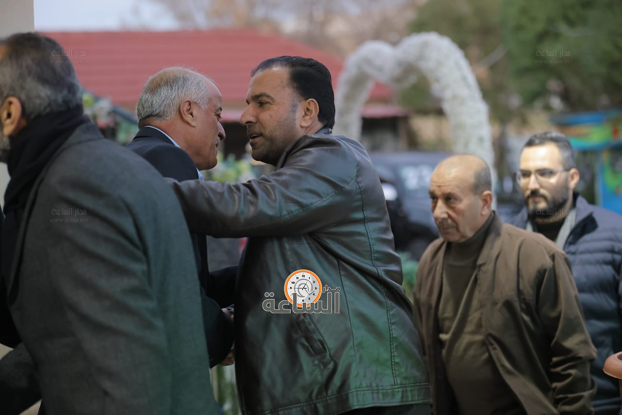 Madar Al-Saa Images 0.5841780455629273