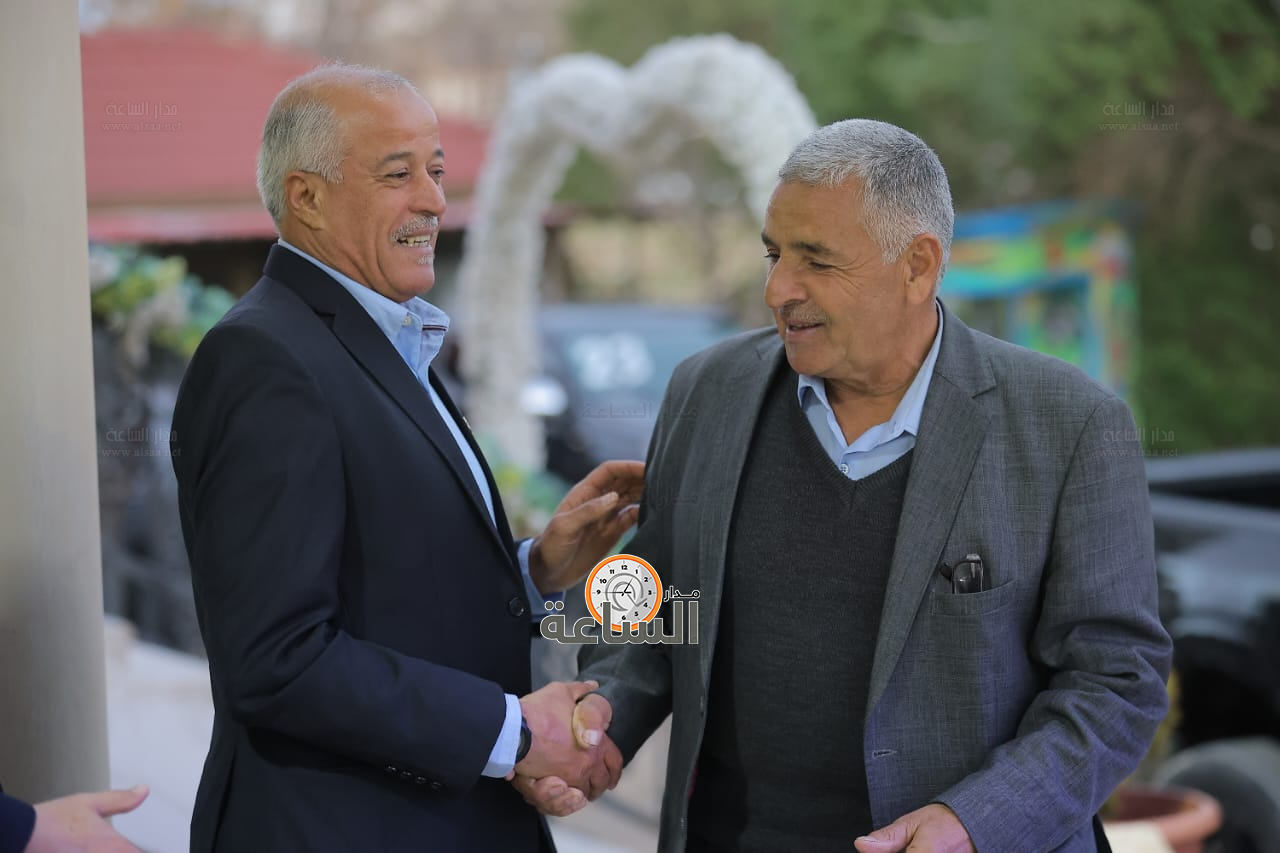 Madar Al-Saa Images 0.01829592597633689