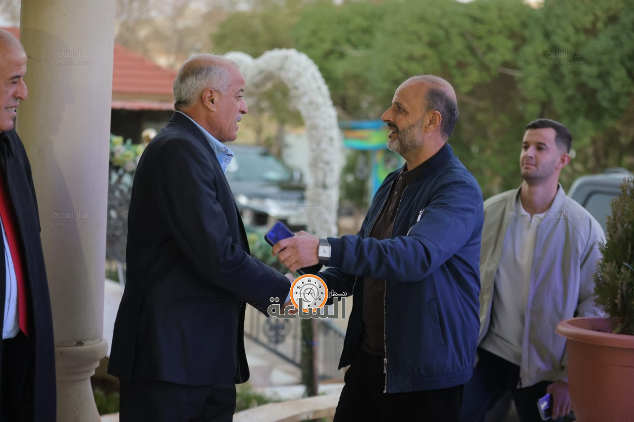 Madar Al-Saa Images 0.32062474076571734