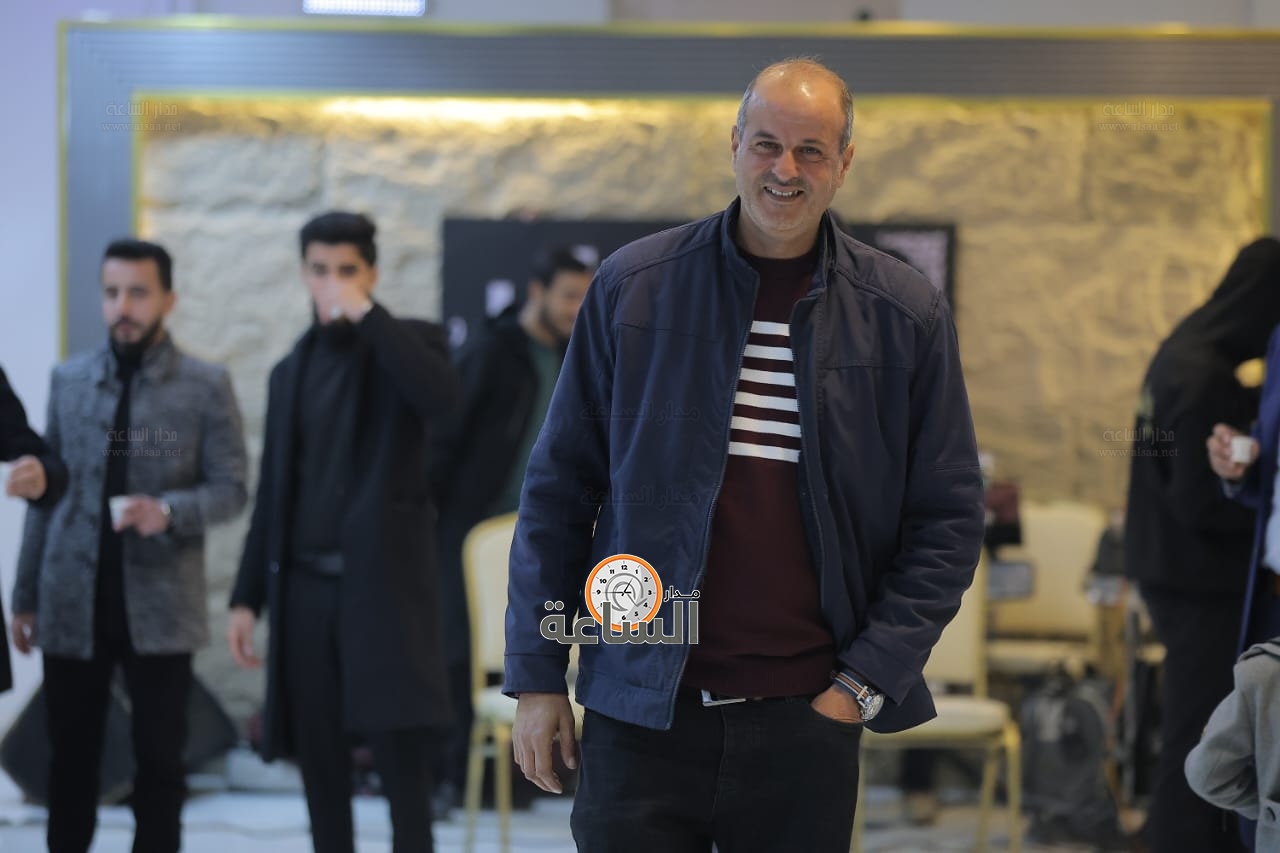 Madar Al-Saa Images 0.5870568672324672