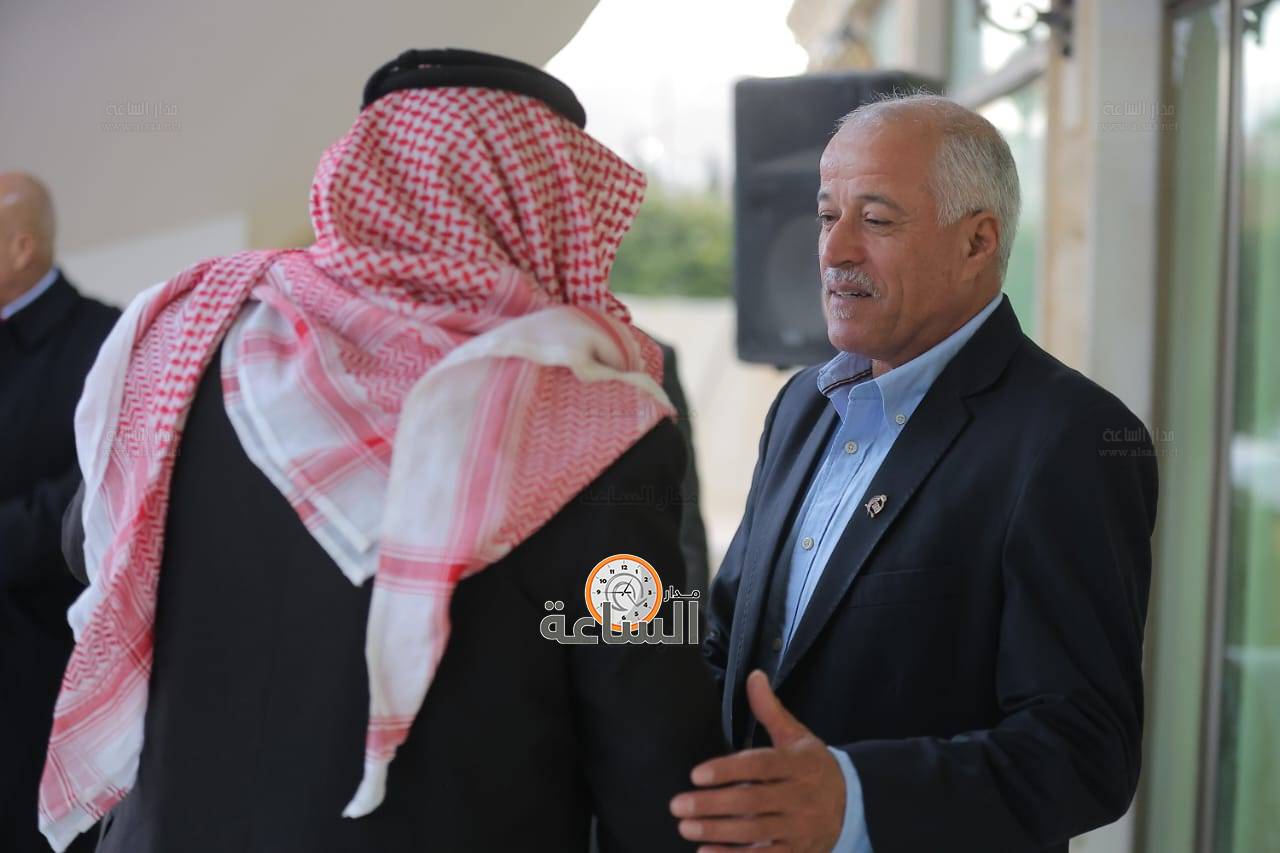 Madar Al-Saa Images 0.4668941948214349