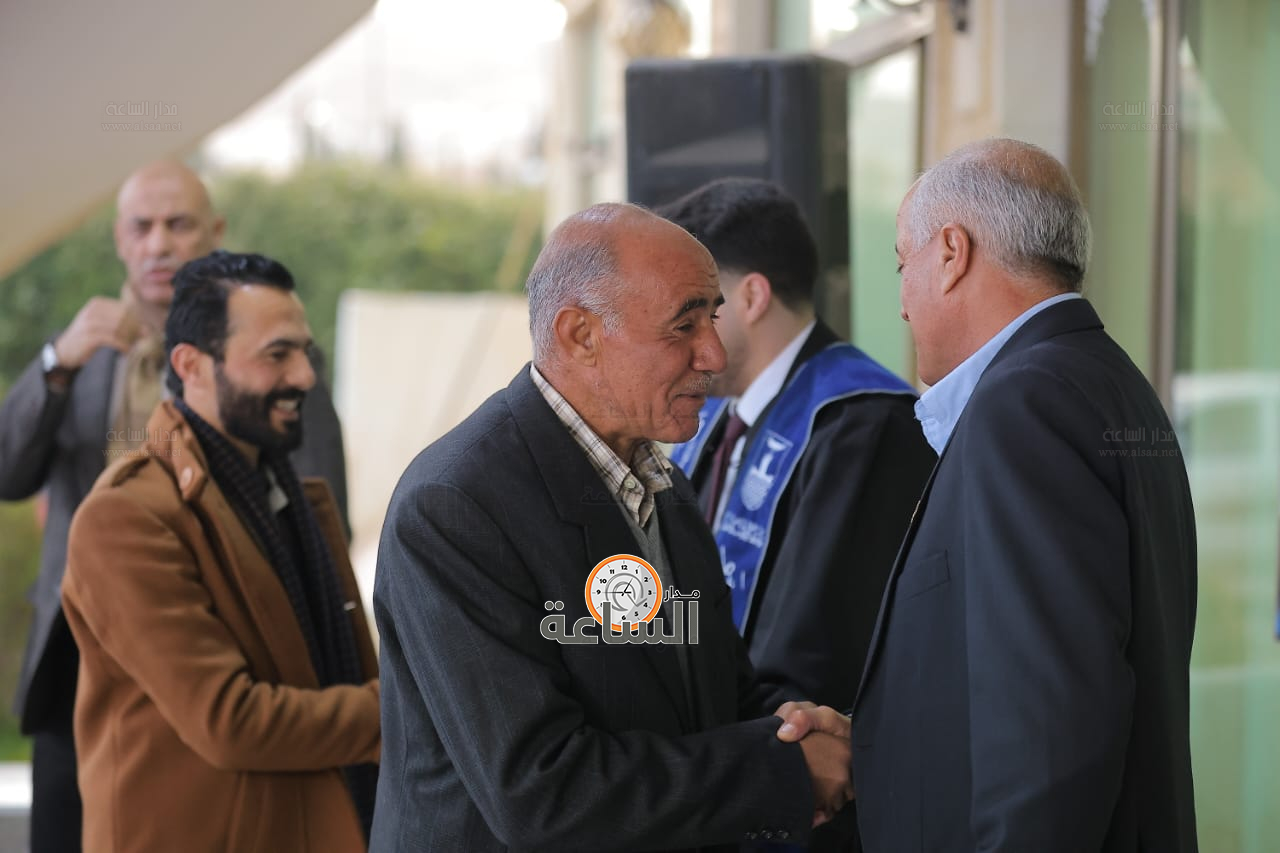 Madar Al-Saa Images 0.6873334575139528