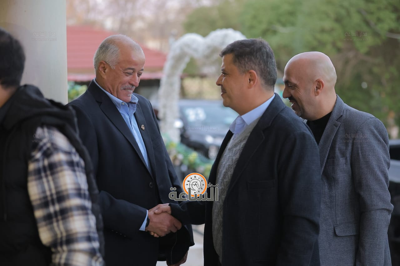 Madar Al-Saa Images 0.9775931800123544