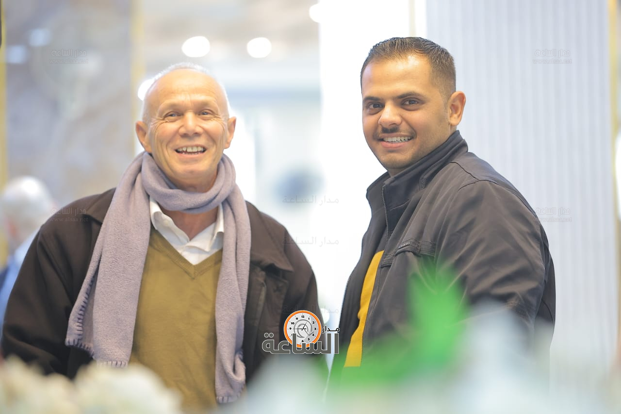 Madar Al-Saa Images 0.42383803068419235