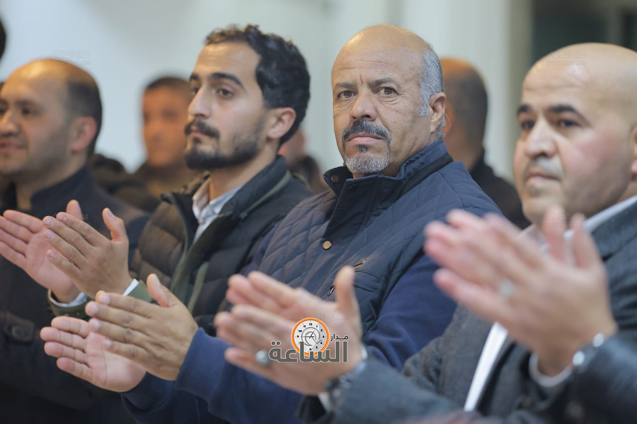 Madar Al-Saa Images 0.293805513365722