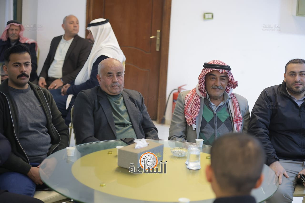 Madar Al-Saa Images 0.15567273343636523