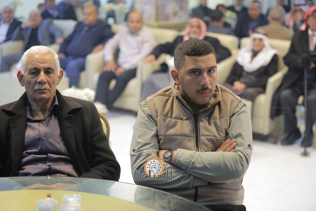 Madar Al-Saa Images 0.7098417503189697