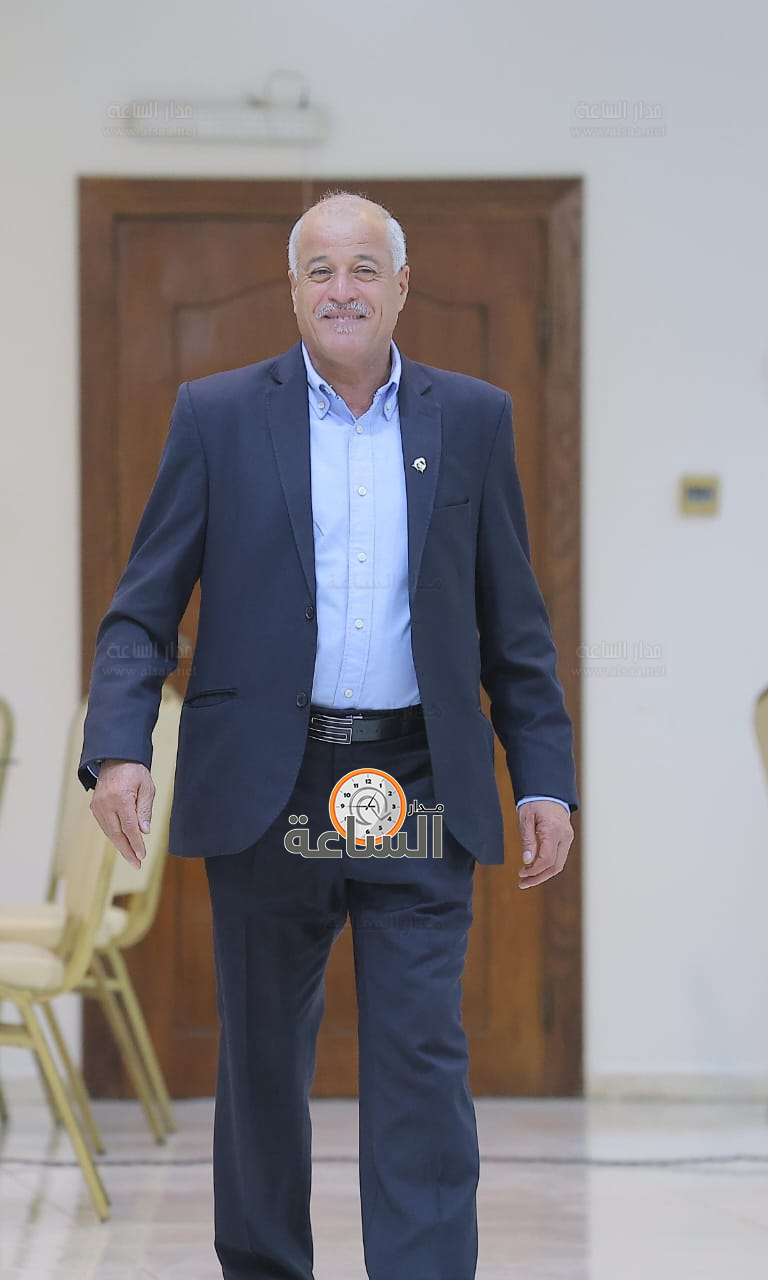 Madar Al-Saa Images 0.029518779426759734