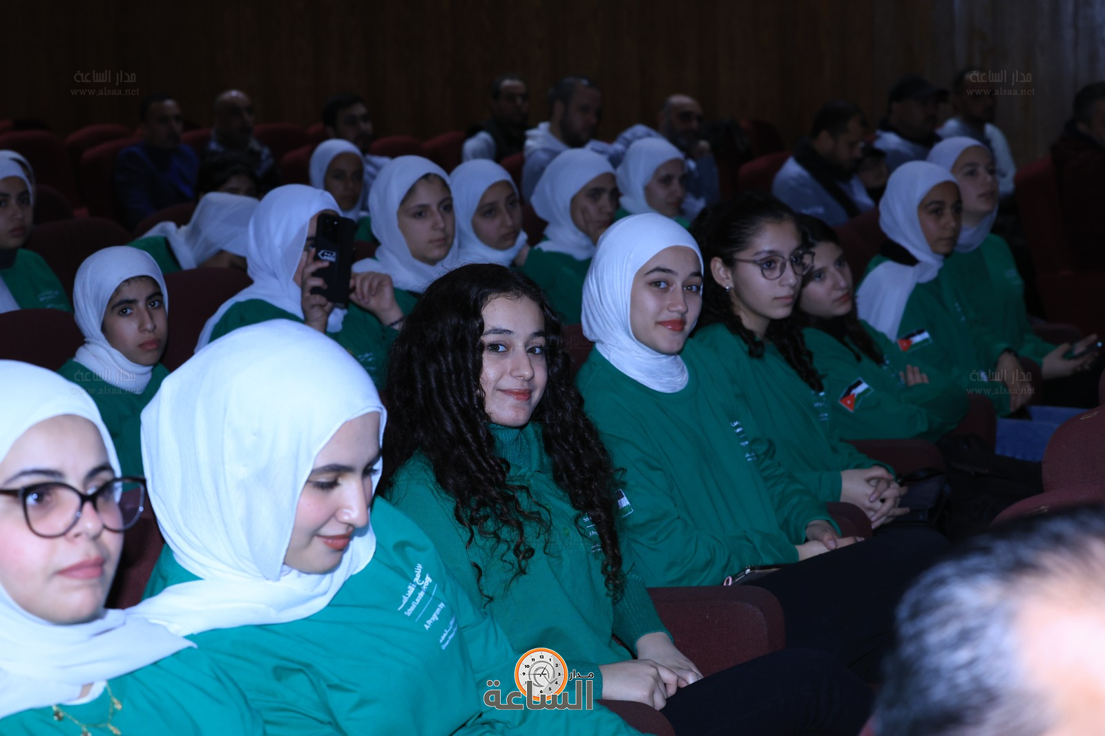 Madar Al-Saa Images 0.2616502331738223