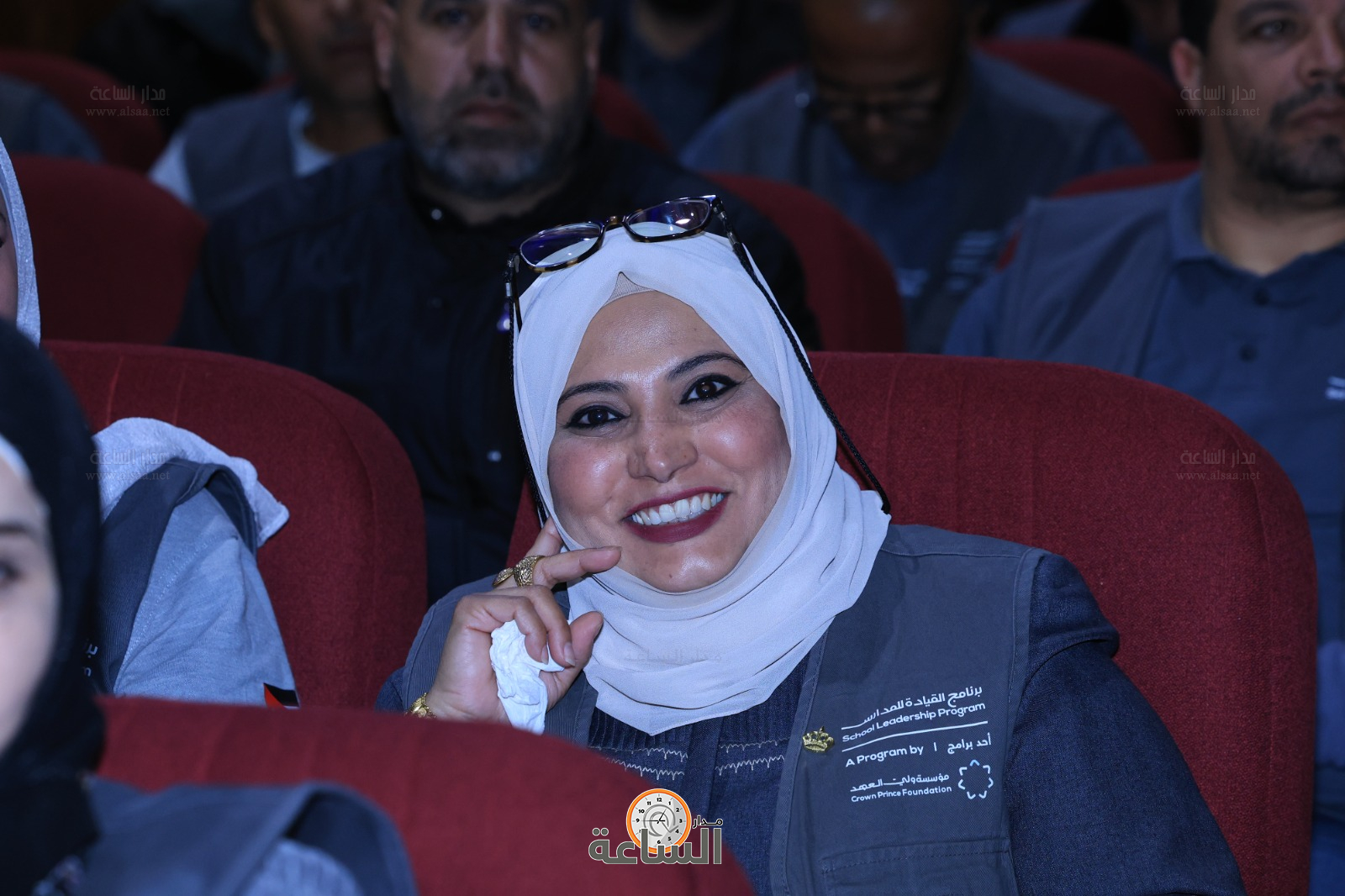 Madar Al-Saa Images 0.047773323028176384