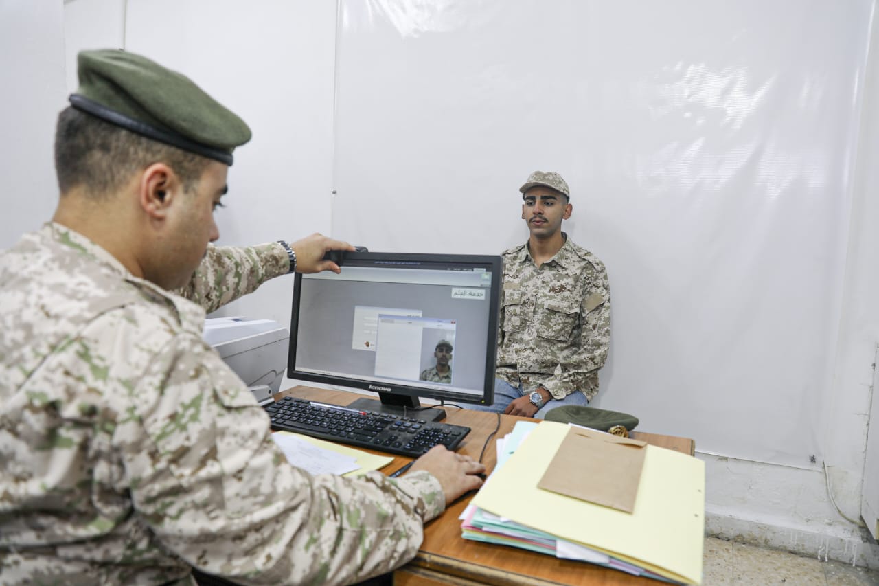 Madar Al-Saa Images 0.9829590849349101