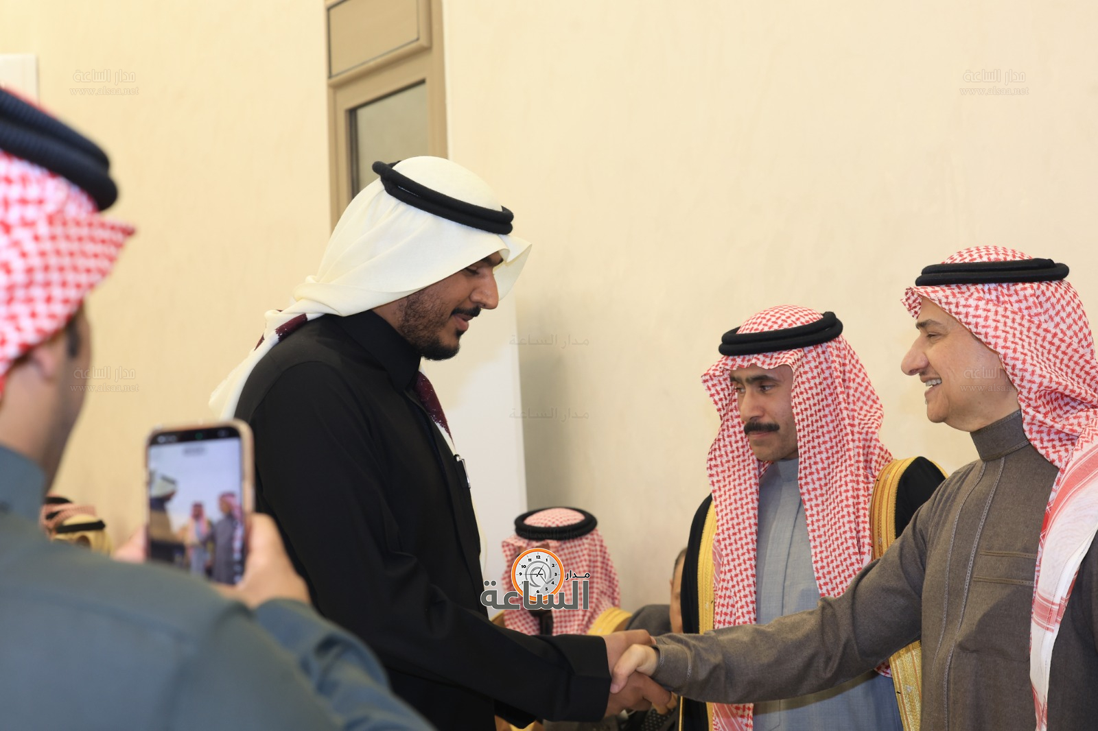 Madar Al-Saa Images 0.06050556453894884