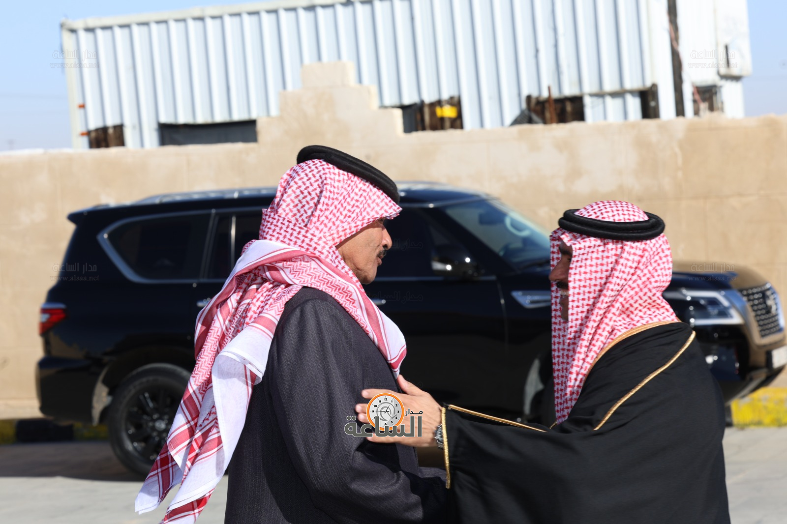 Madar Al-Saa Images 0.7410547331498788