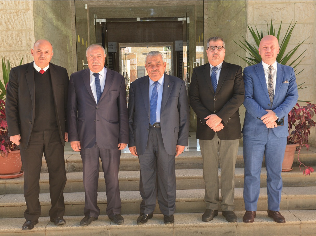 Madar Al-Saa Images 0.8067309766128224