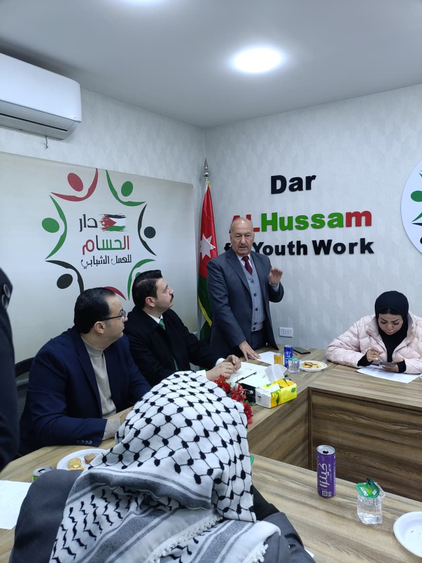 Madar Al-Saa Images 0.5419954043719398