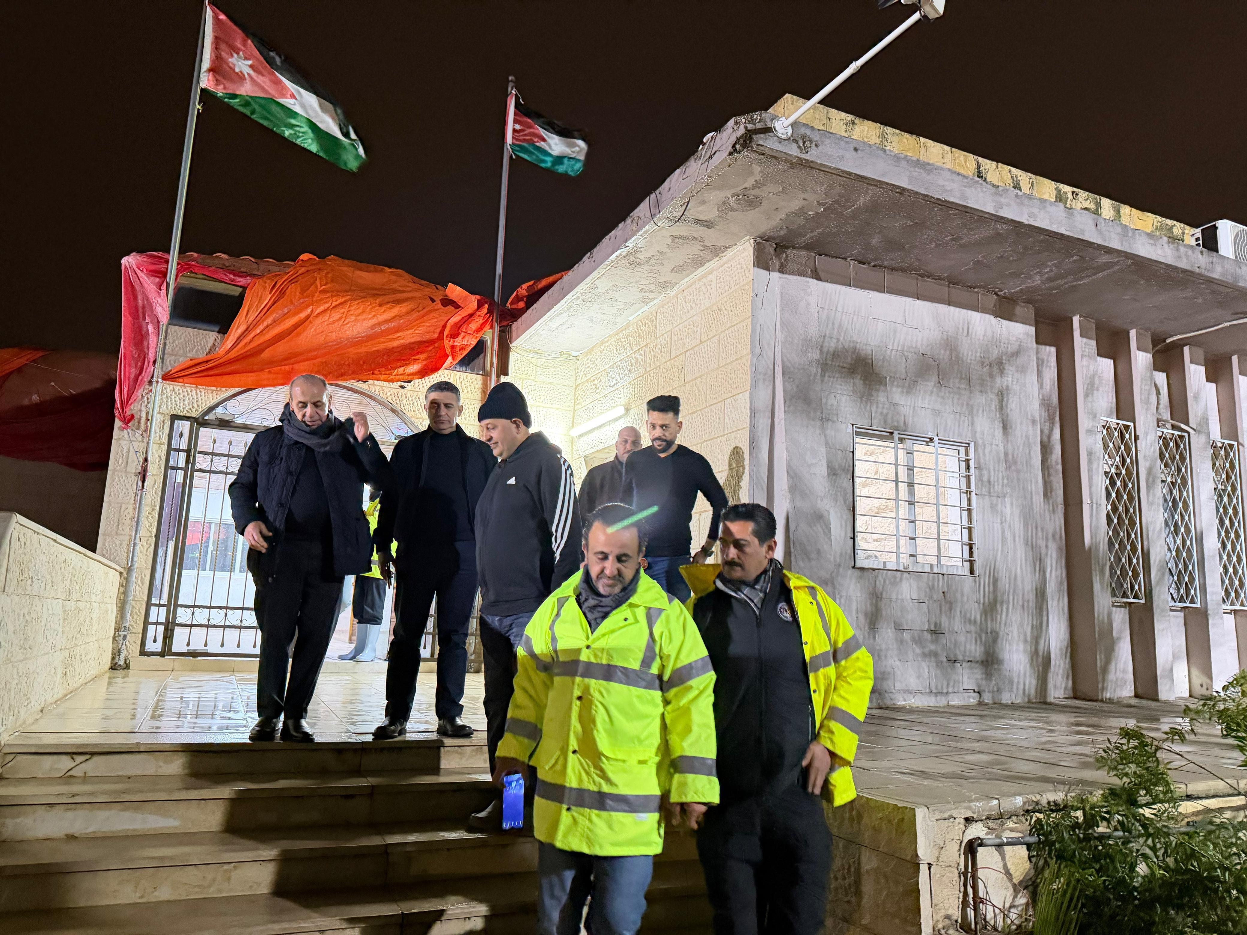 Madar Al-Saa Images 0.049077522906066484