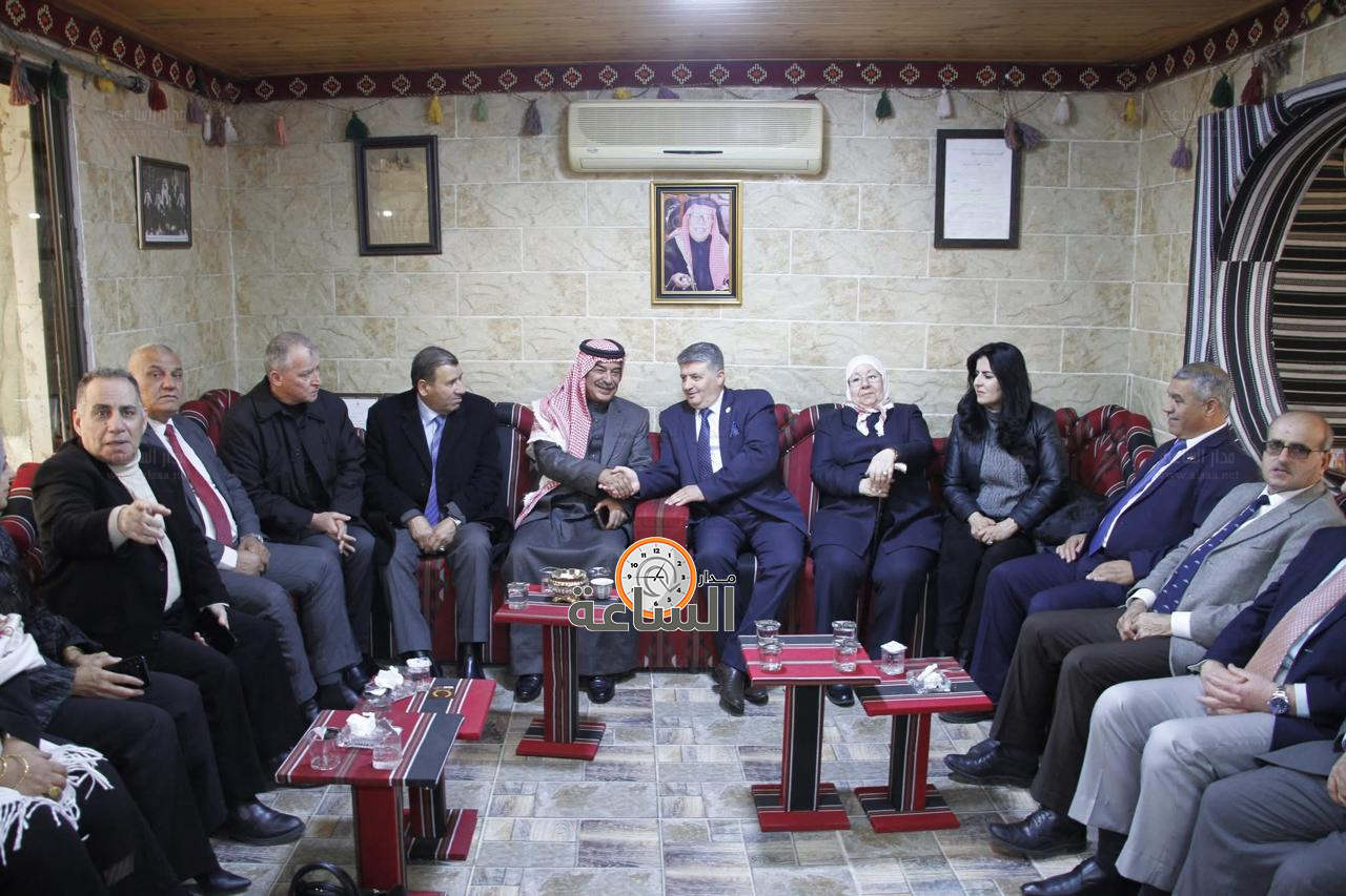 Madar Al-Saa Images 0.7957447242390051