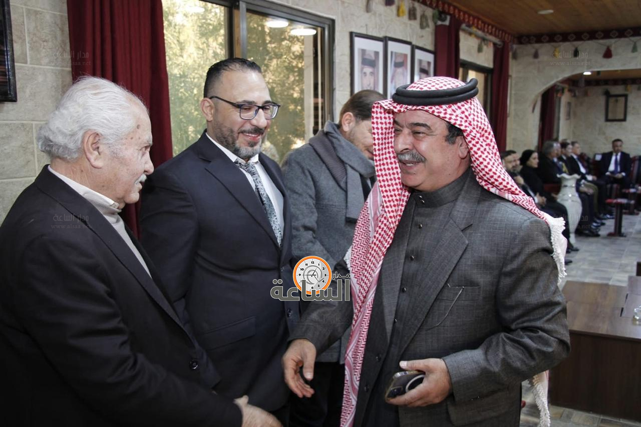 Madar Al-Saa Images 0.11213268663838194