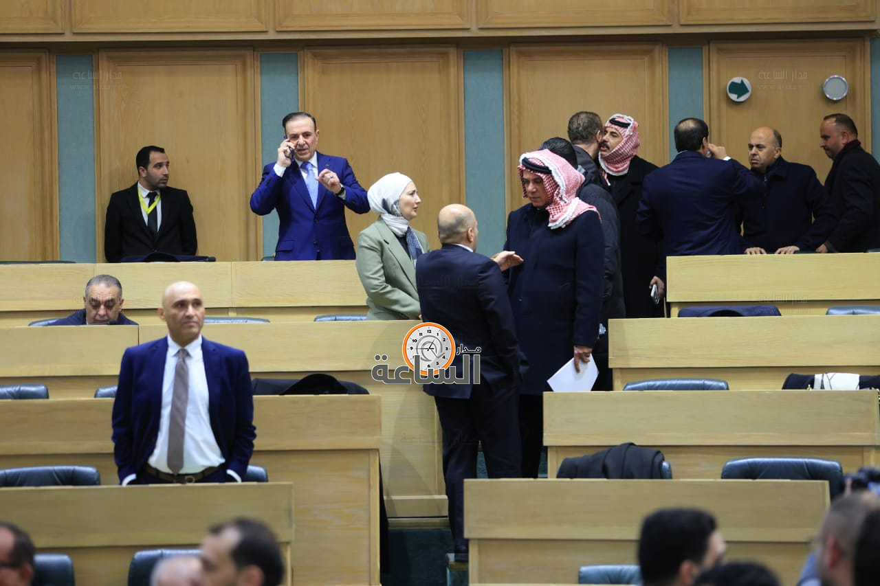 Madar Al-Saa Images 0.3060791361478422