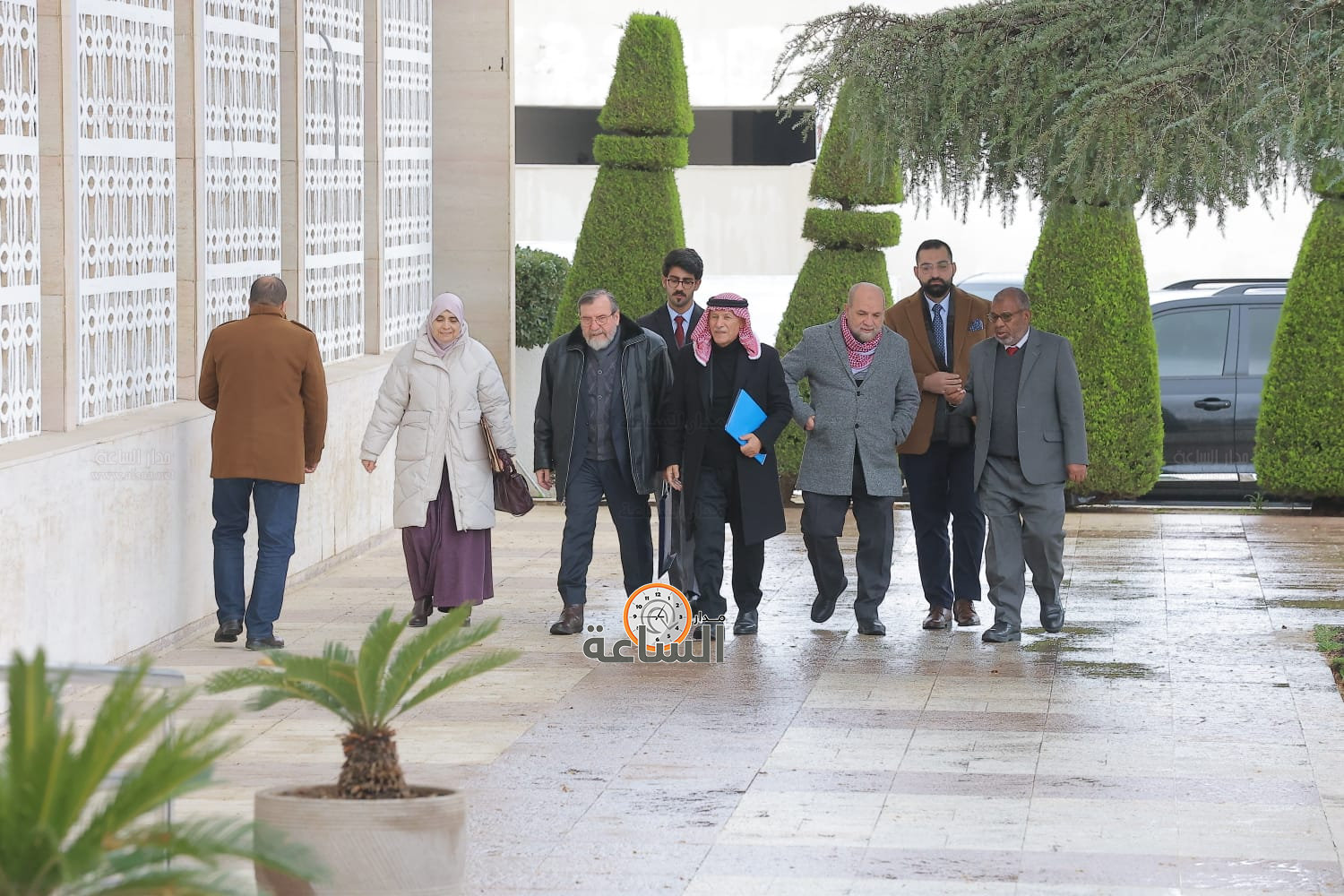 Madar Al-Saa Images 0.41933126015437316