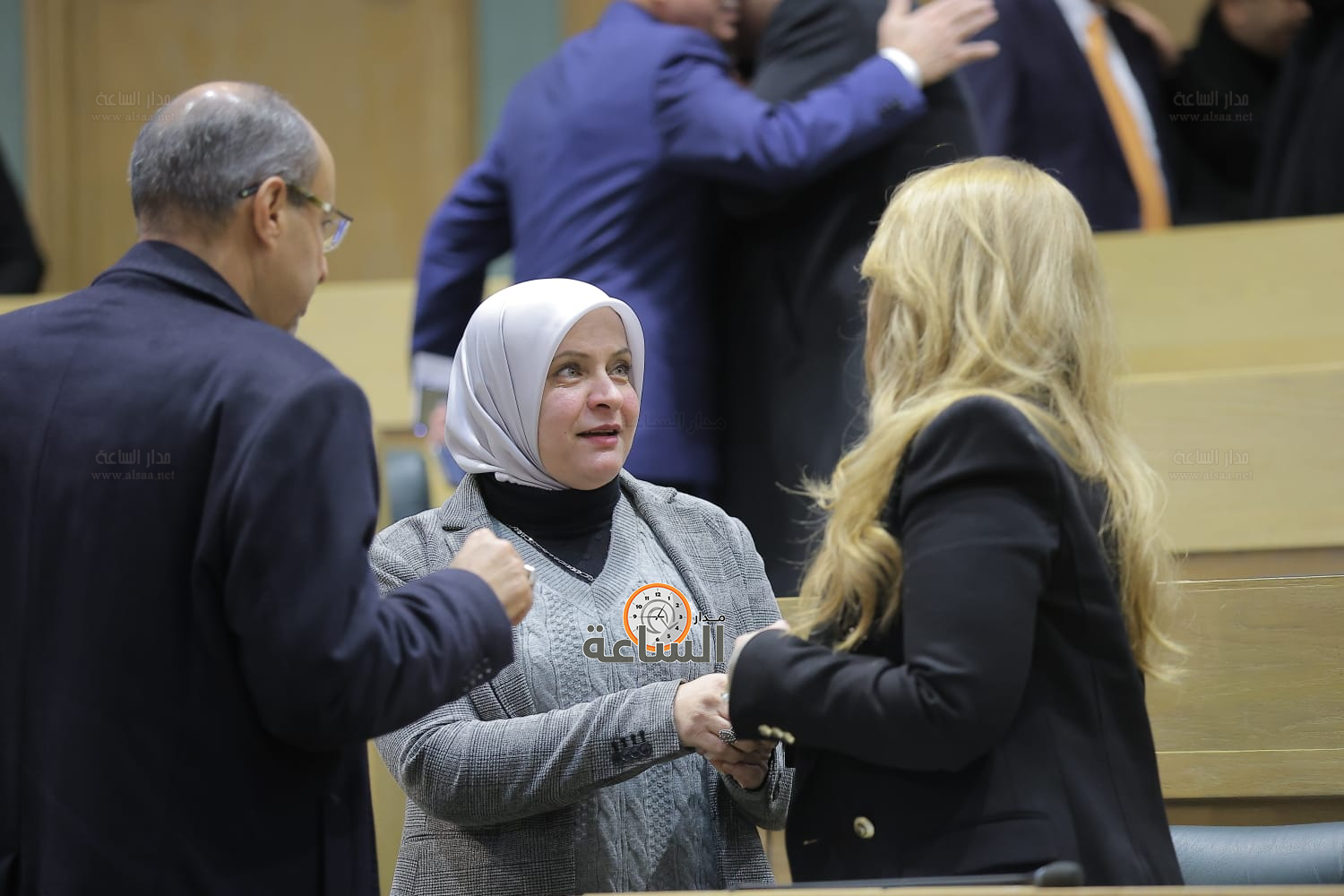 Madar Al-Saa Images 0.8361748295671458